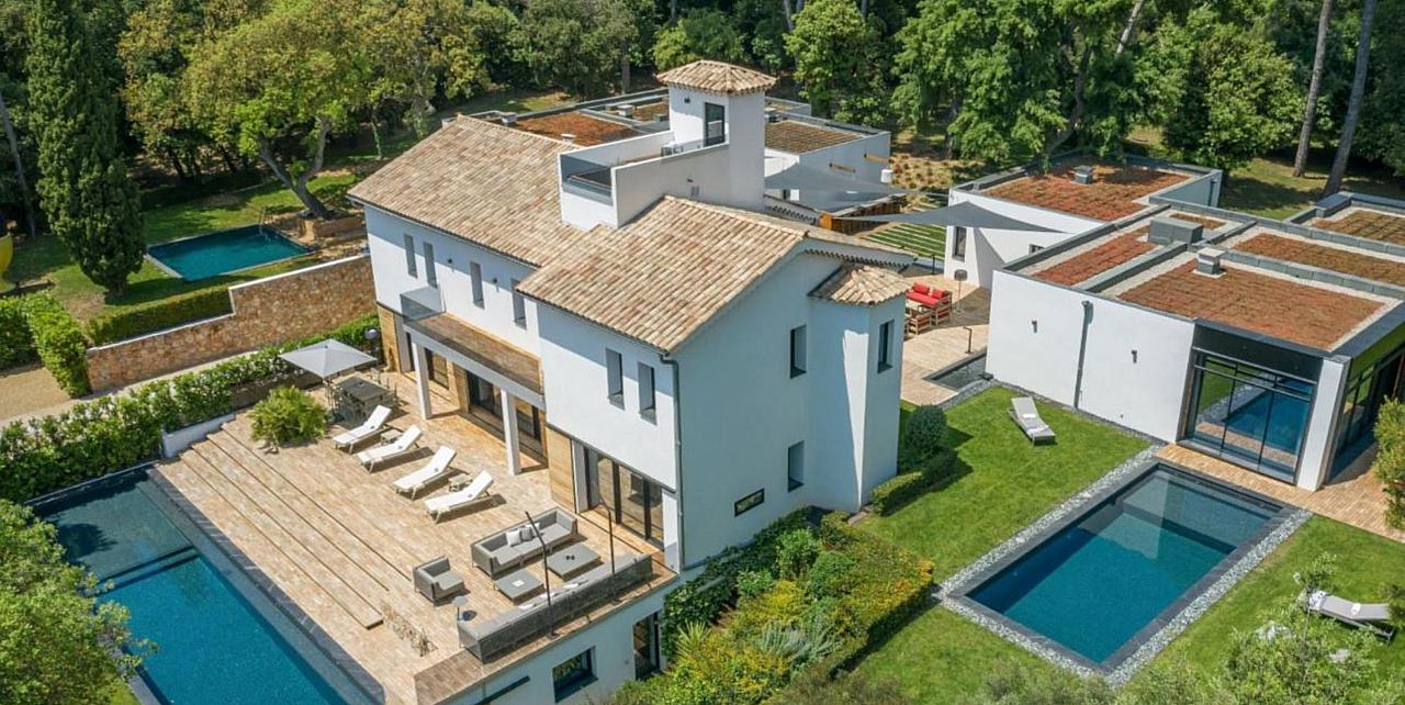 Antibes Estate