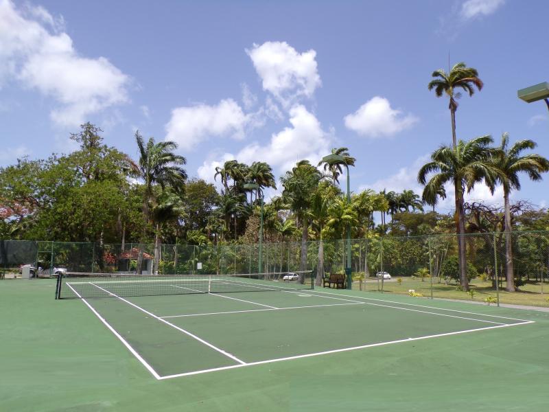 Royal Glitter Bay Apartments , Glitter Bay , Porters , St James , West Coast Barbados 