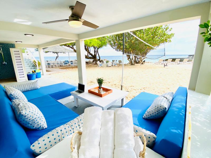 Seashell Beach House , Lime Stone Bay 