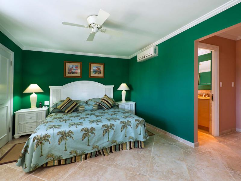 Sapphire Beach Apartments , Beachfront villas Barbados , Christ Church , Dover Beach , South Coast Barbados 