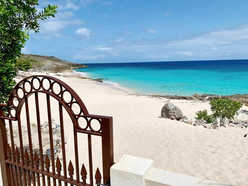 Seashell Villa , Lime Stone Bay 