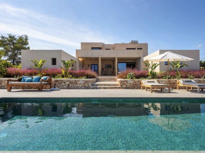 Villa Izarra , South West 