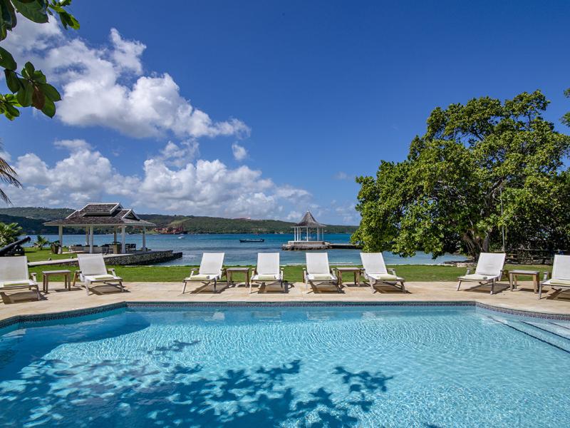 A Summer Place , Discovery Bay 