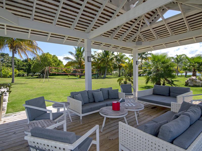 A Summer Place , Discovery Bay 