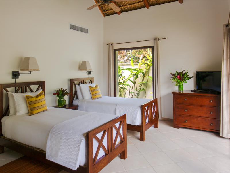 Paradise Beach, Nevis , Nevis 