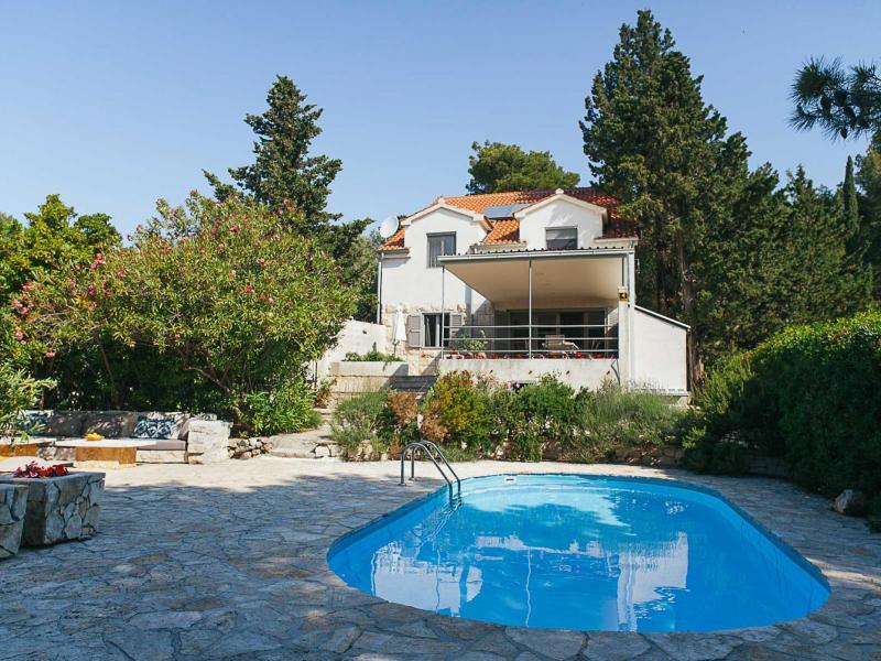 Villa Bol Retreat , Islands 