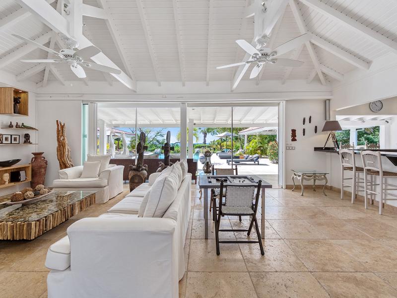 La Pinta , Terres Basses 