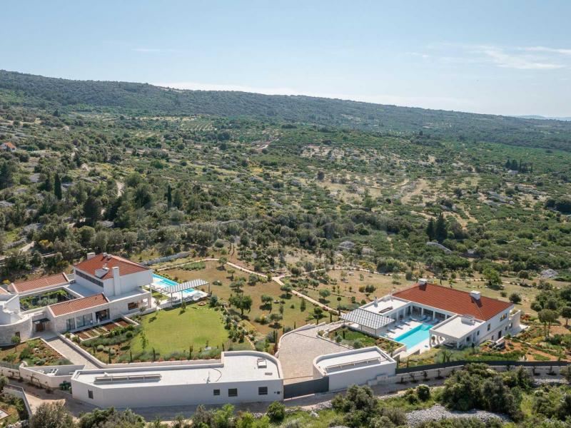 Villa Hilltop Haven , Islands 