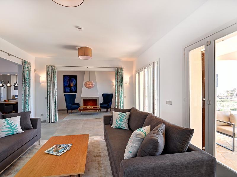 Can Estera , East , Porto Colom 