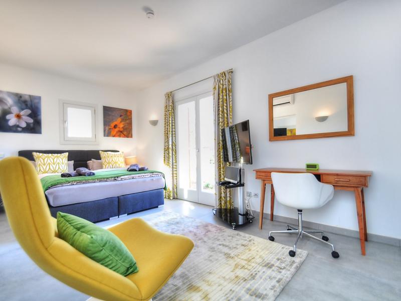 Can Estera , East , Porto Colom 