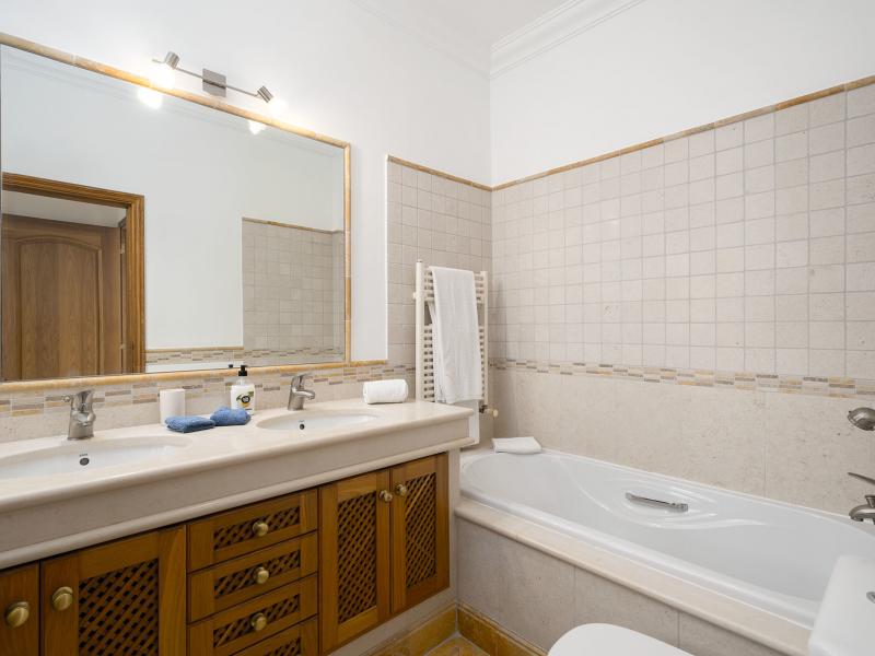 Villa Mariolina , Algarve , Varandas do Lago 