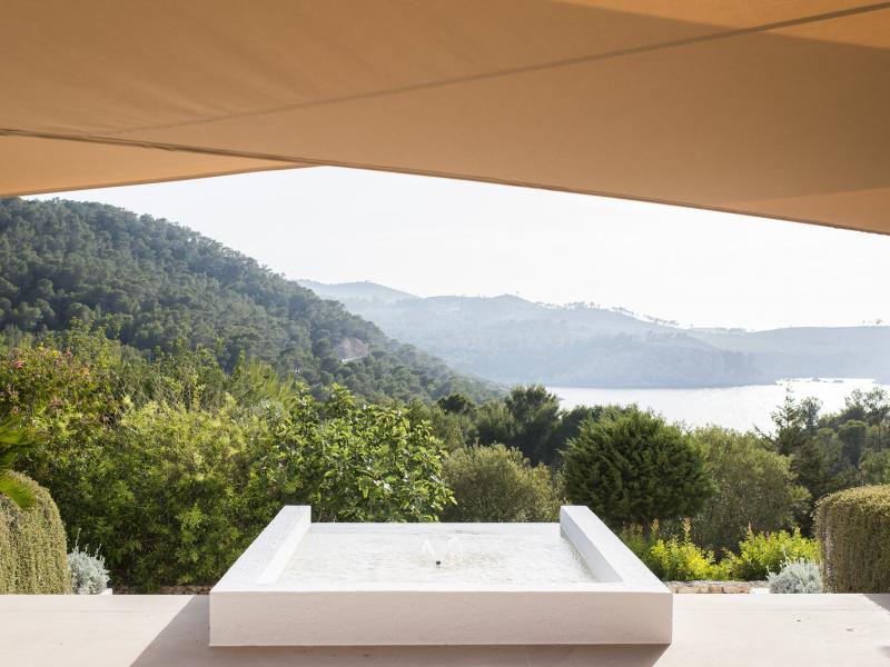 Can Xarraca , Portinatx 