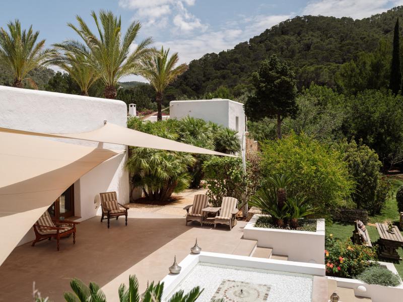 Can Xarraca , Portinatx 