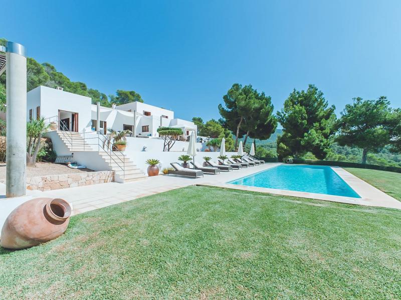 Villa Katherine , Cala Tarida 