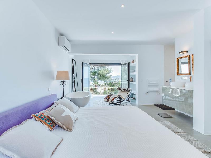 Villa Vivian , Cala Tarida 