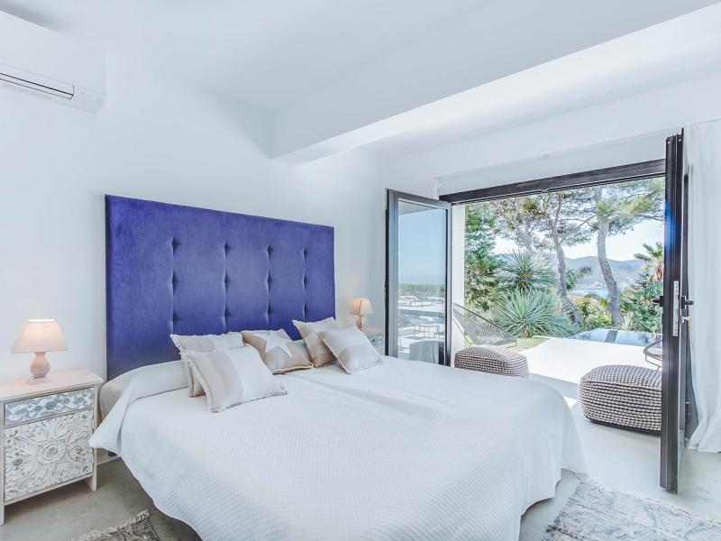 Villa Vivian , Cala Tarida 