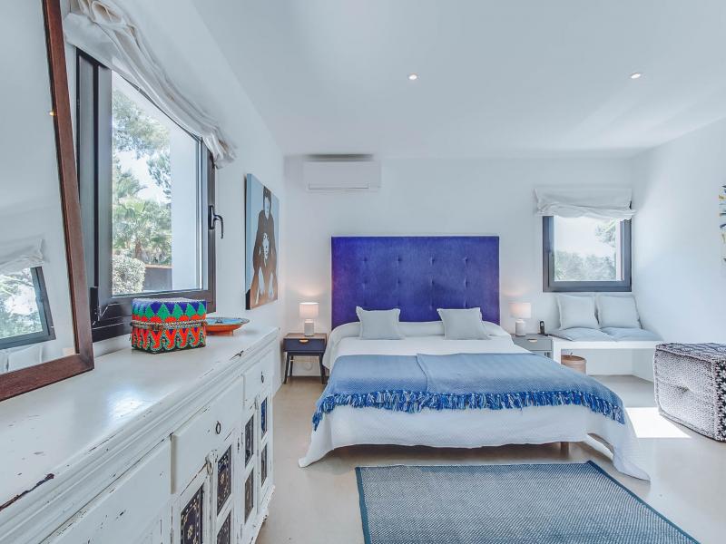 Villa Vivian , Cala Tarida 