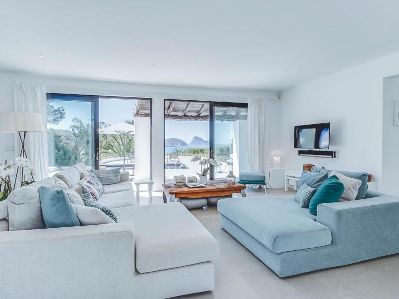 Villa Vivian , Cala Tarida 