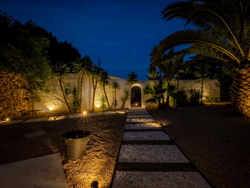 Villa Zola , Roca Llisa 