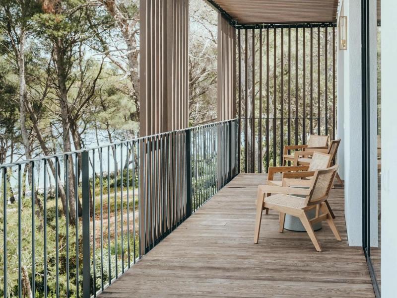 Villa Cascadia , Islands 