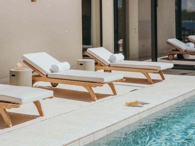 Villa Cascadia , Islands 