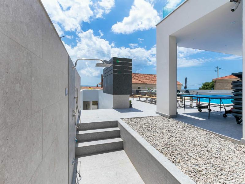 Villa Grande Divina , 