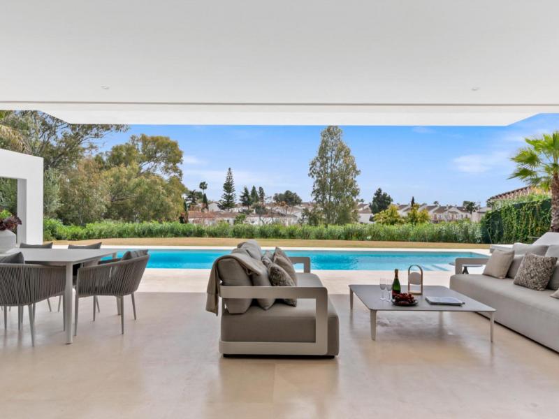 Villa Nova , Marbella 