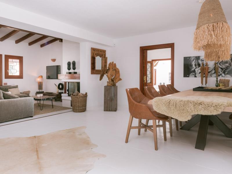 Villa Larish , San Antonio 