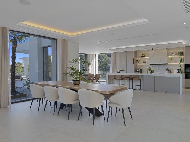 Villa Mirella , Marbella 