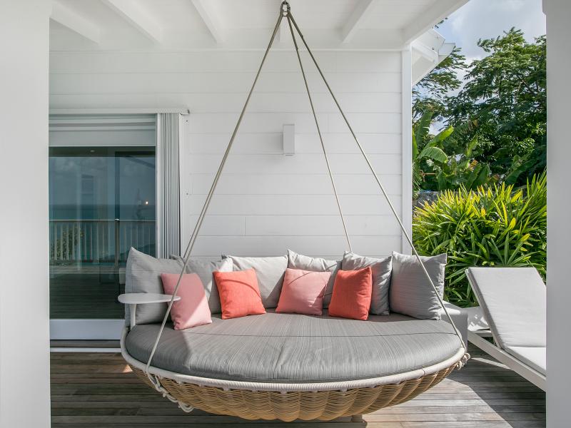 Le Caprice , Terres Basses 