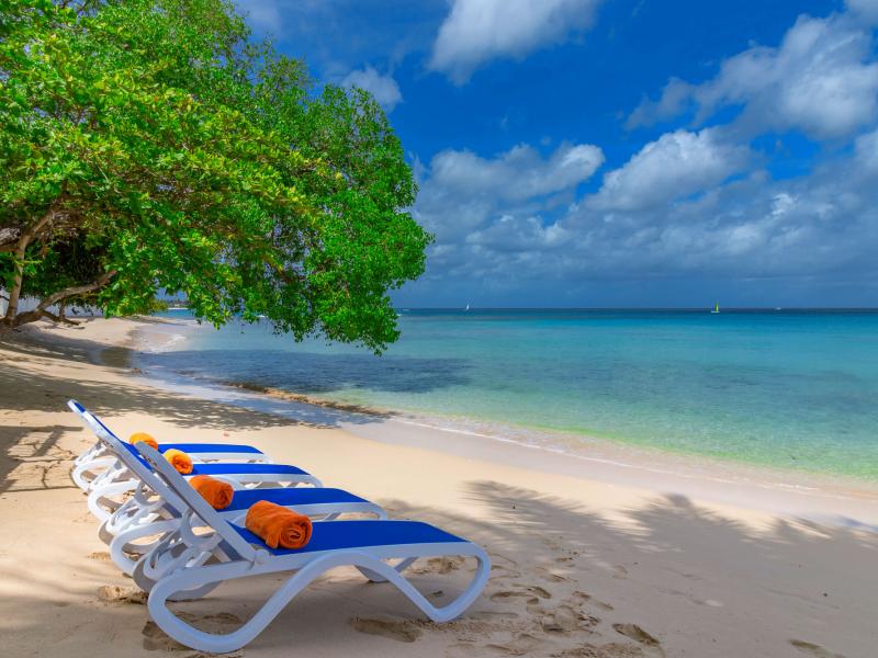 Westshore Beach House , Beachfront villas Barbados , Speightstown , St Peter , West Coast Barbados 