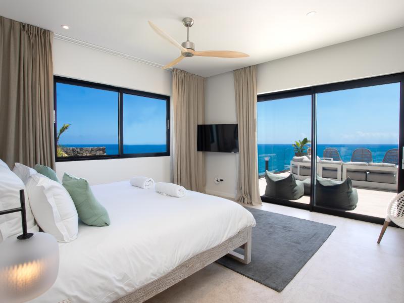 Aqua Dream , Pelican Key St Maarten 