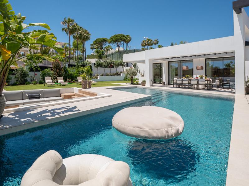 Villa Ami , Nueva Andalucia 