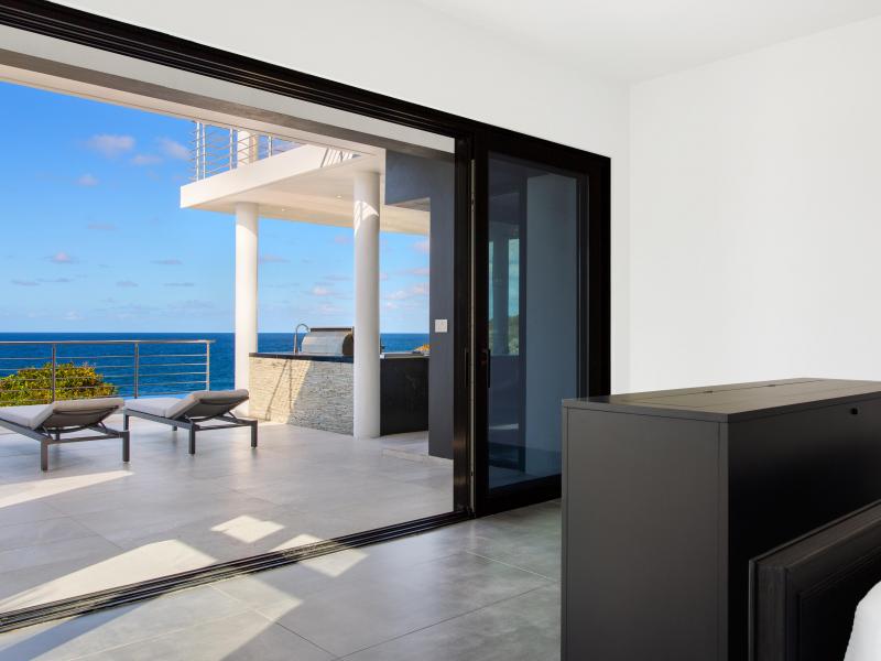 Le Rêve Bleu , Little Bay 