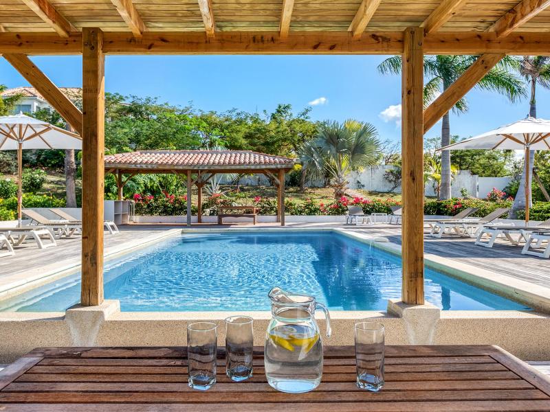 La Hacienda , Terres Basses 