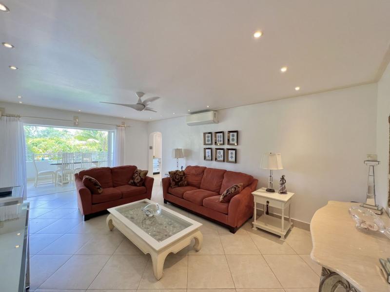 Glitter Bay 209 , St James 