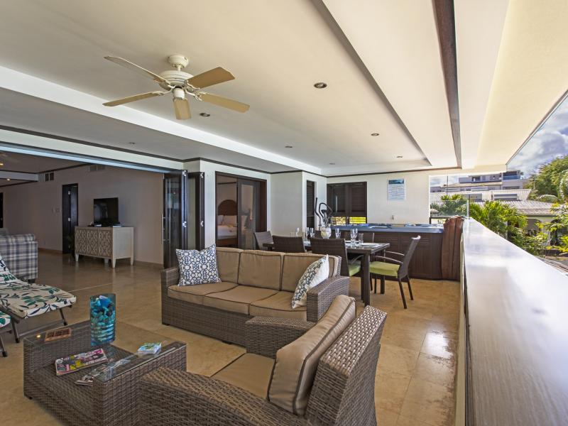 Coral Cove 4 - Green Fields , Beachfront villas Barbados , Coral Cove , Paynes Bay , St James , West Coast Barbados 