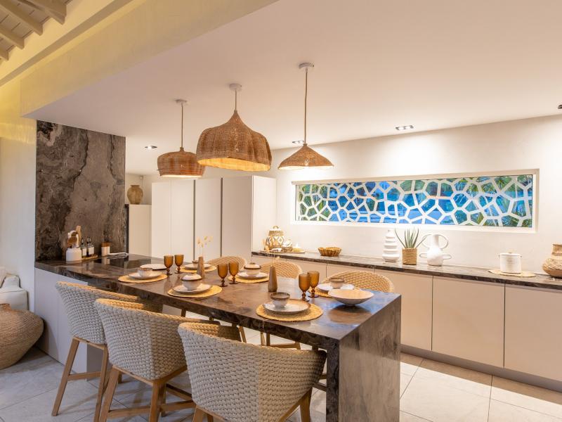 Vogue Art , Orient Bay 