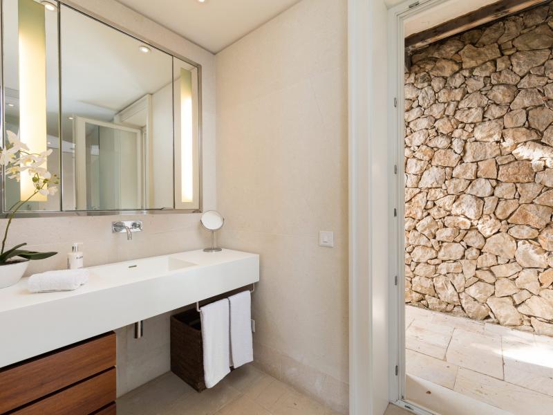 Kingfisher Point Estate , Corfu 