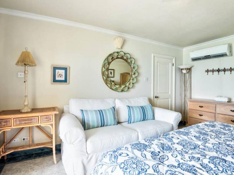 Reeds House 11 - Beachfront Penthouse , Beachfront villas Barbados , Reeds Bay , Reeds House , St James , West Coast Barbados 