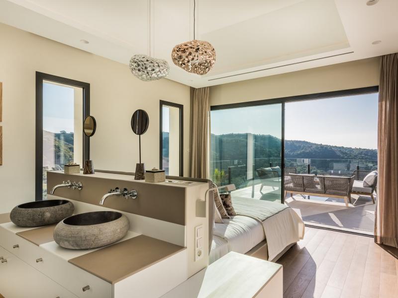 Running Waters , Benahavis , La Quinta , Marbella 