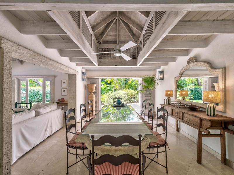 Sandy Lane Beach -Bluff House & Cottage , Beachfront villas Barbados , Sandy Lane Beach , Sandy Lane Estate , St James , West Coast Barbados 