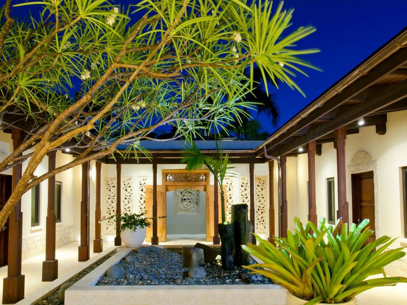 Villa Nevaeh Estate , Long Bay 