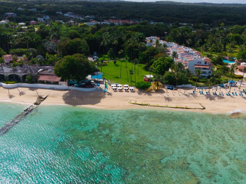 Seastar House and Cottage , 