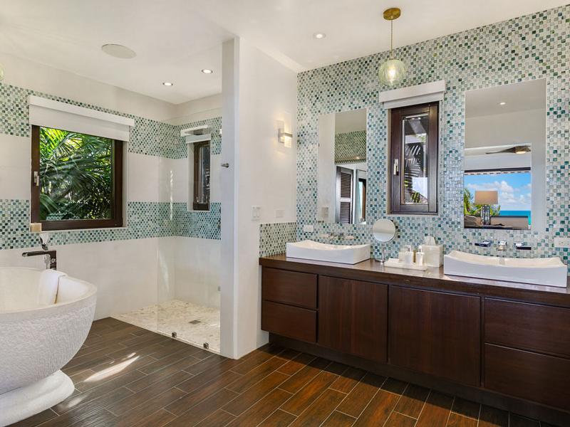 Villa Nevaeh Estate , Long Bay 