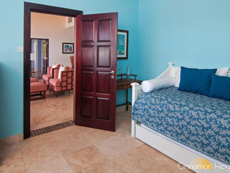 Cinnamon Heights , Cinnamon Heights , St Georges 