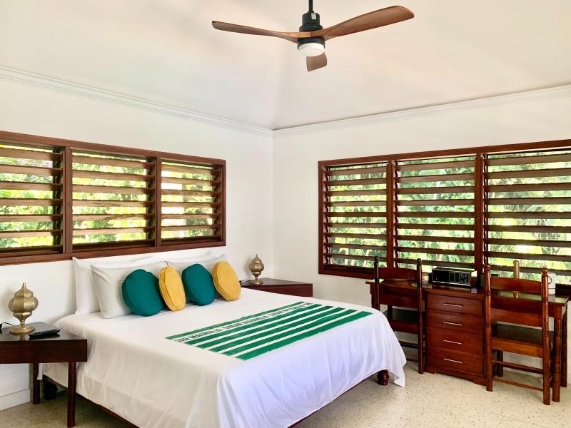 Sugar Magnolia , Montego Bay , Tryall 