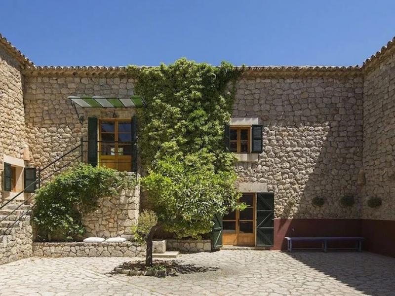 Valldemossa Manor House , Valldemossa 