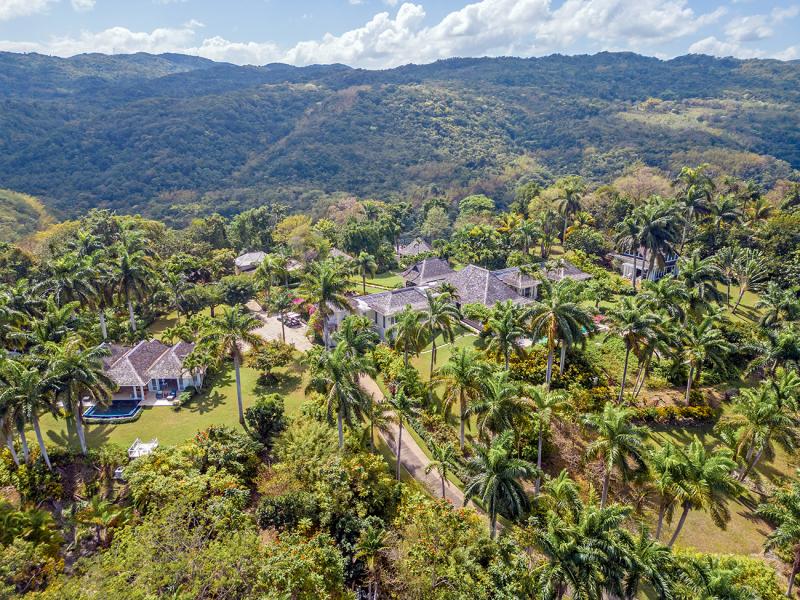 Following Seas , Montego Bay 