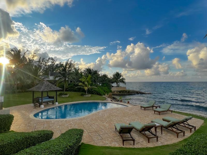 Karma Bay , Montego Bay 